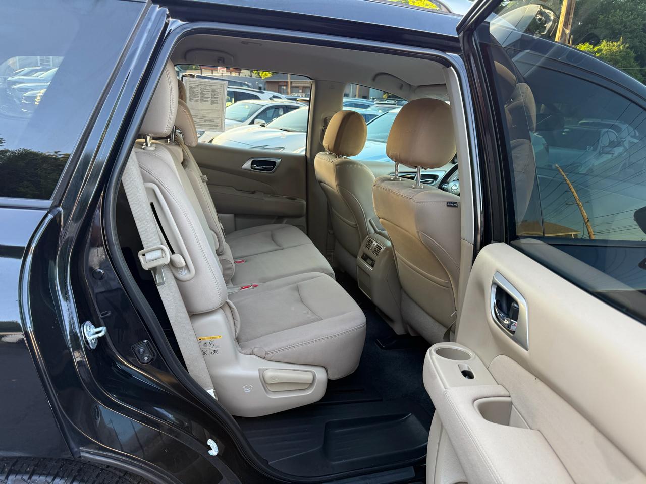 Nissan Pathfinder FWD SV 2017