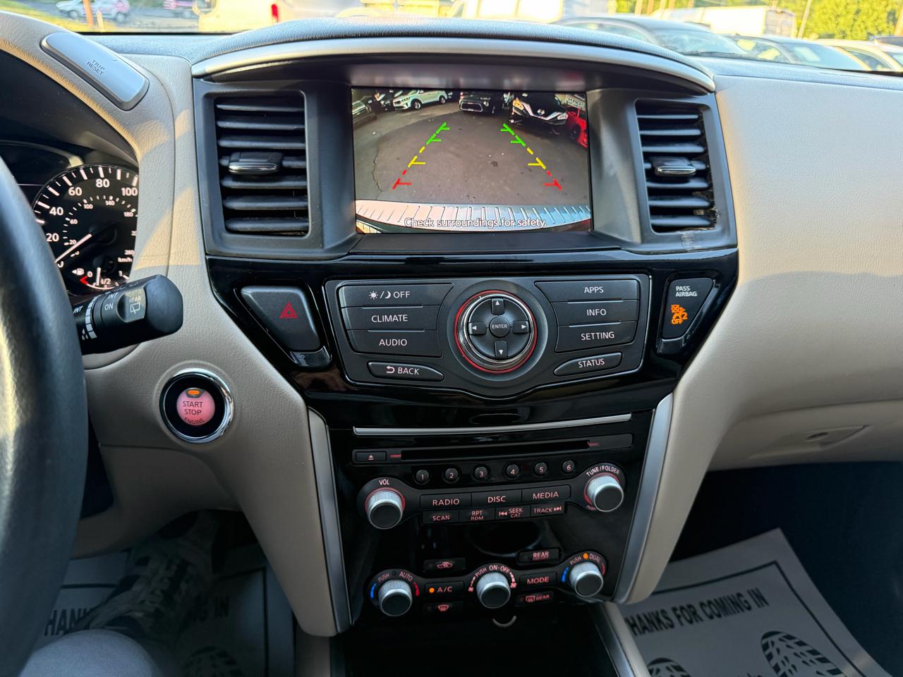 Nissan Pathfinder FWD SV 2017