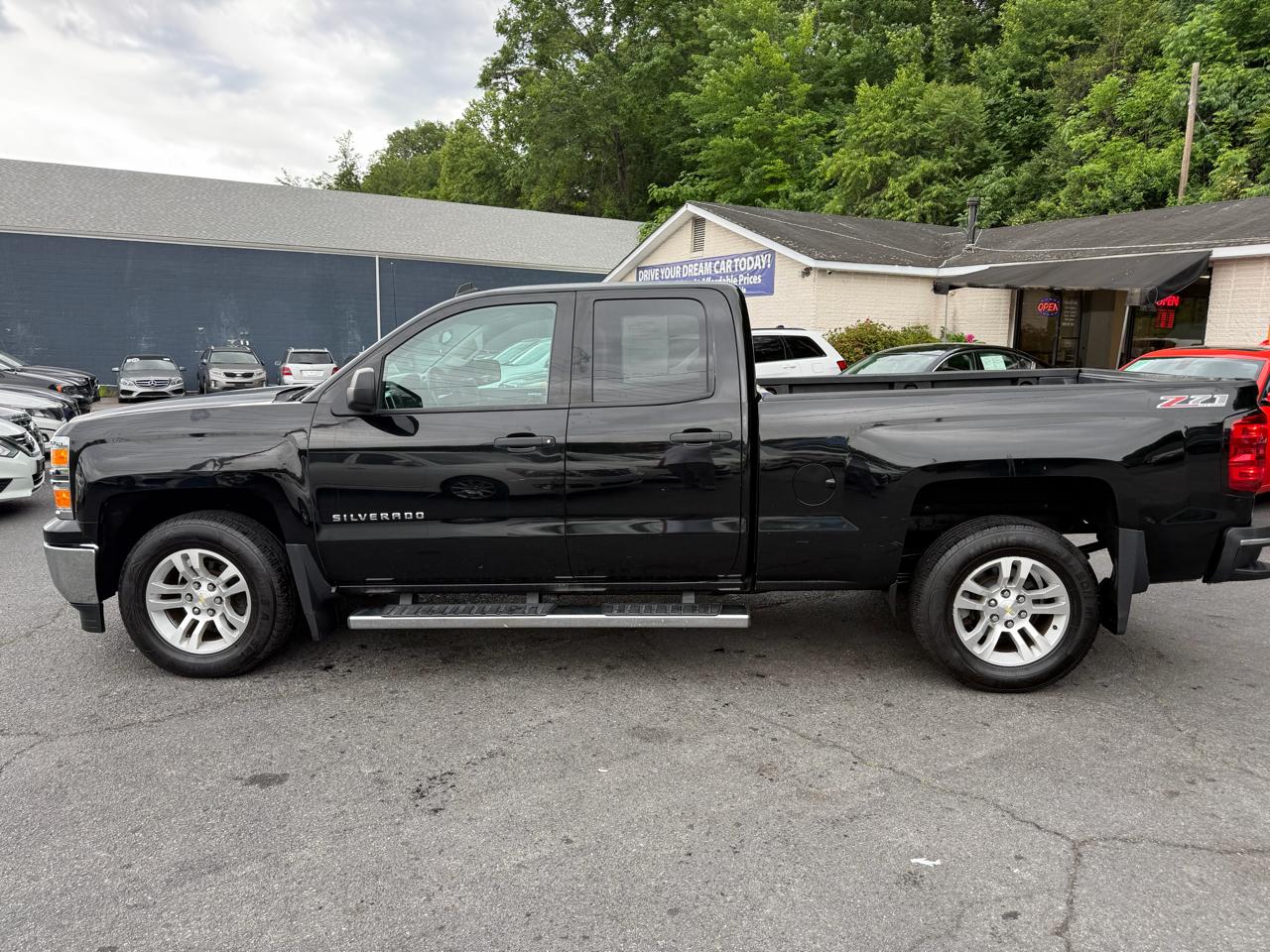 Chevrolet Silverado 1500 4WD Double Cab 143.5" LT w/2LT 2014