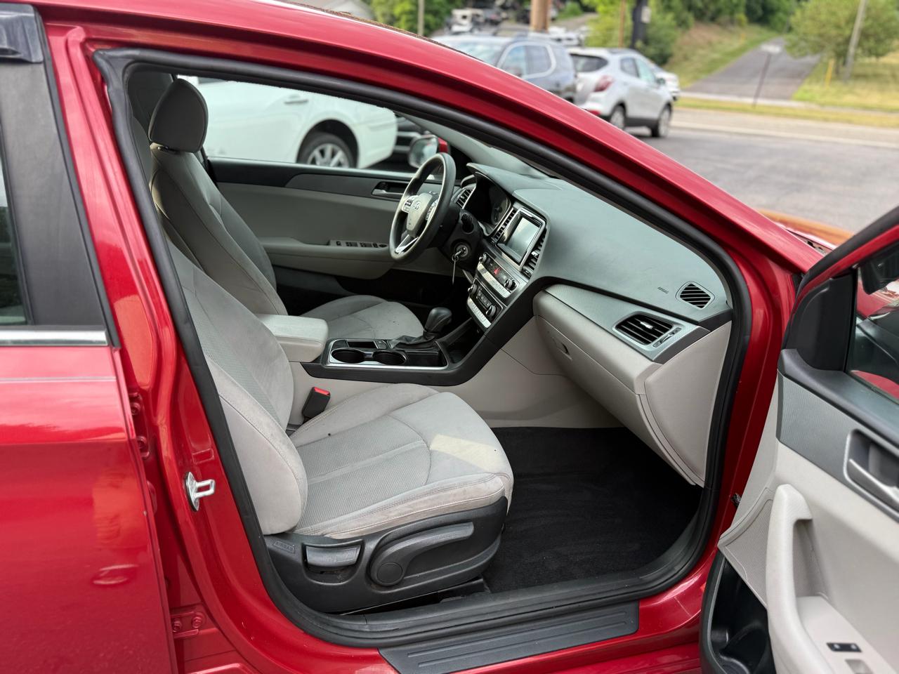 Hyundai Sonata SE 2.4L SULEV 2018