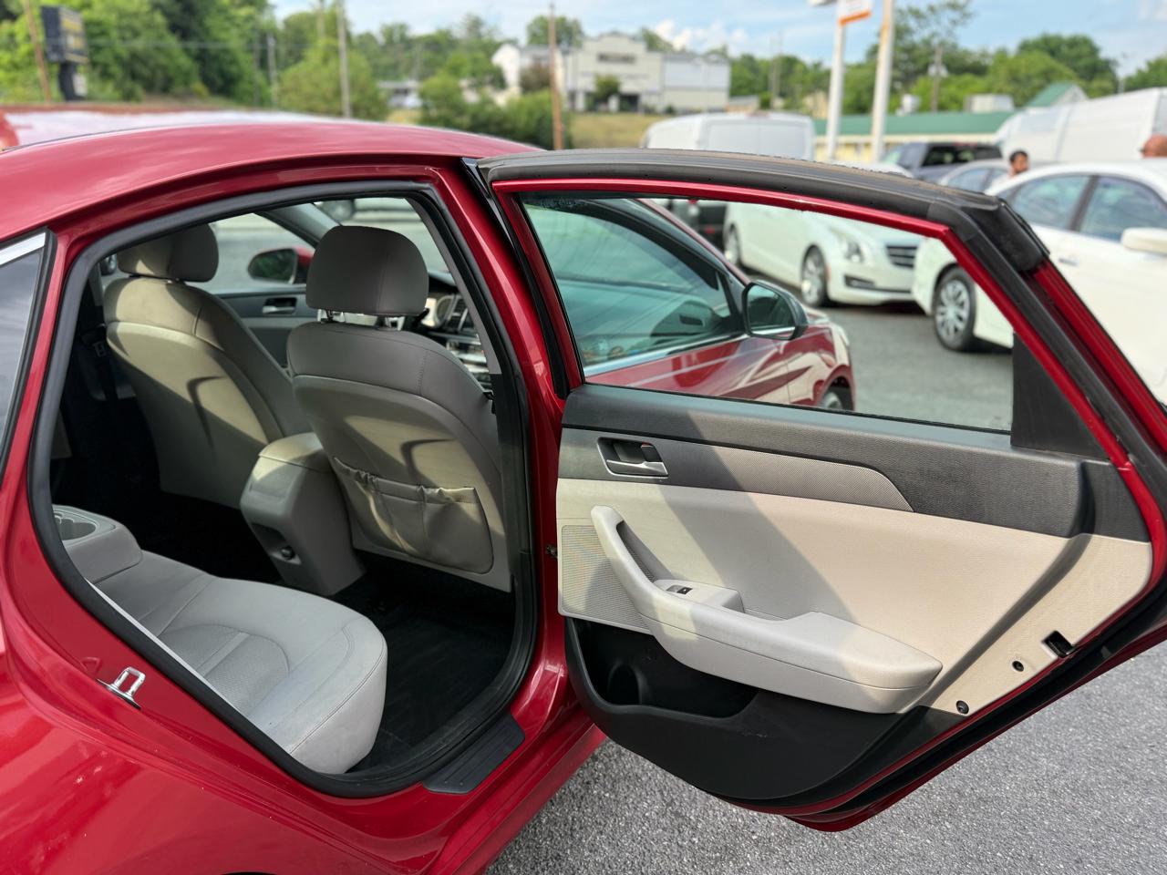 Hyundai Sonata SE 2.4L SULEV 2018