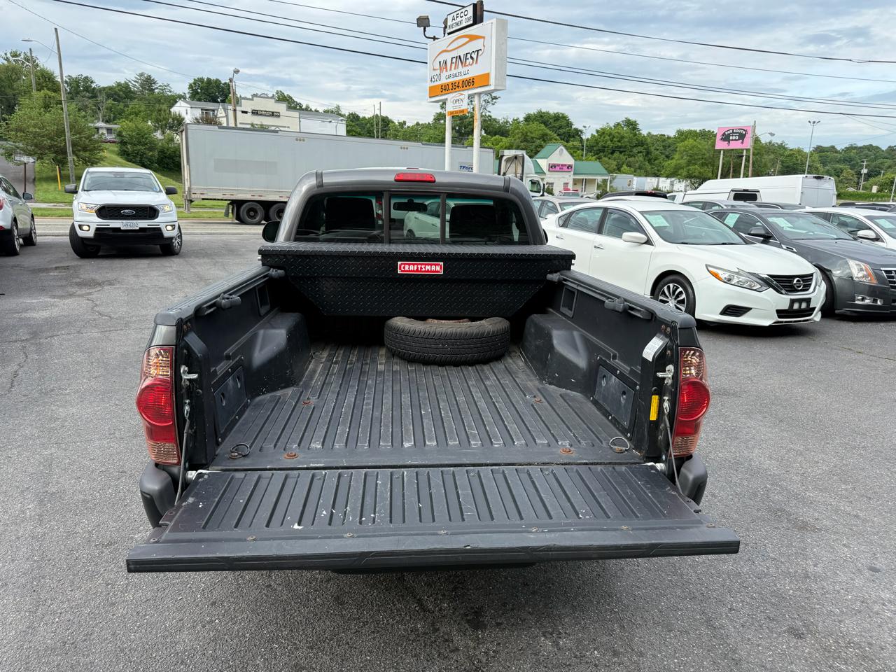 Toyota Tacoma 2WD Reg Cab I4 MT (Natl) 2012