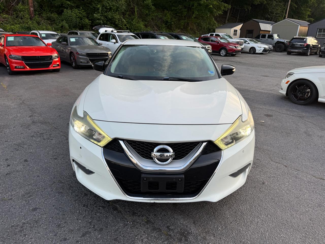 Nissan Maxima 4dr Sdn 3.5 SR 2016