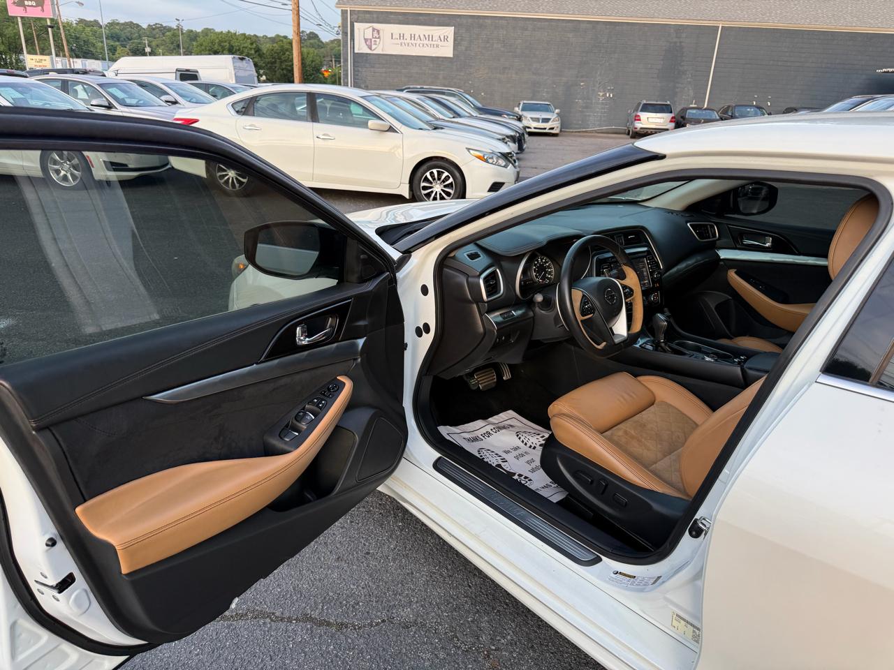 Nissan Maxima 4dr Sdn 3.5 SR 2016