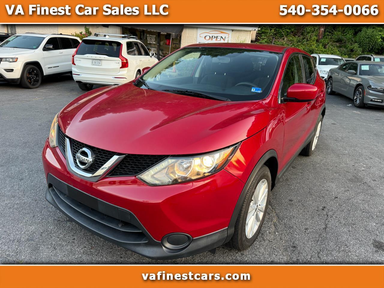 2018 Nissan Rogue Sport S FWD's photo