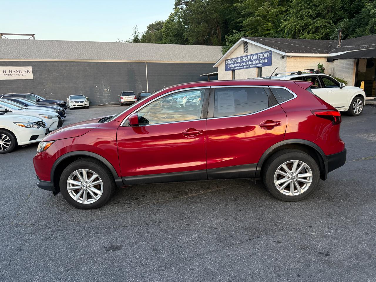 Nissan Rogue Sport FWD S 2018