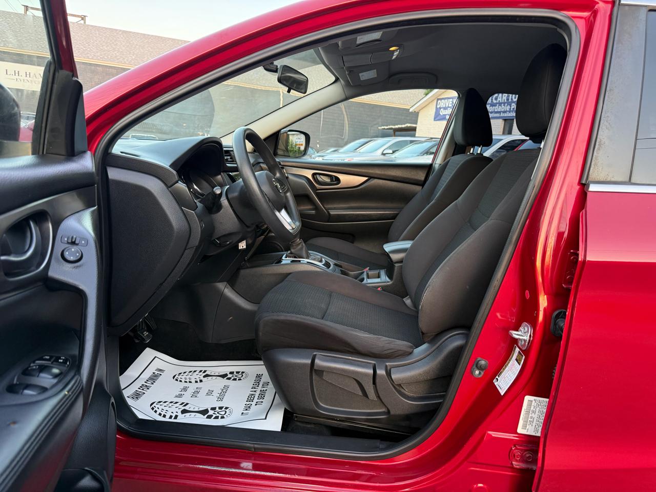 Nissan Rogue Sport FWD S 2018