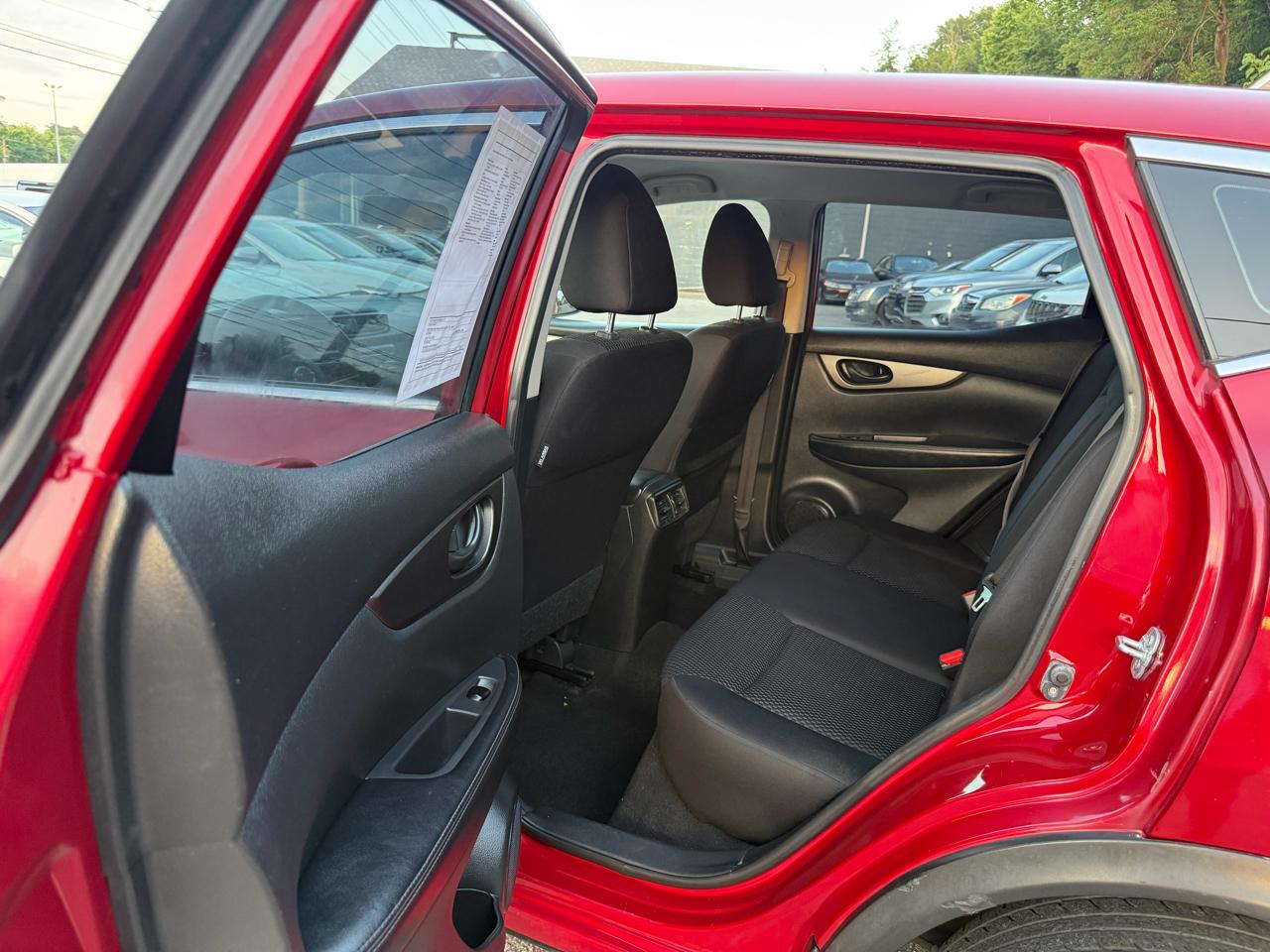 Nissan Rogue Sport FWD S 2018