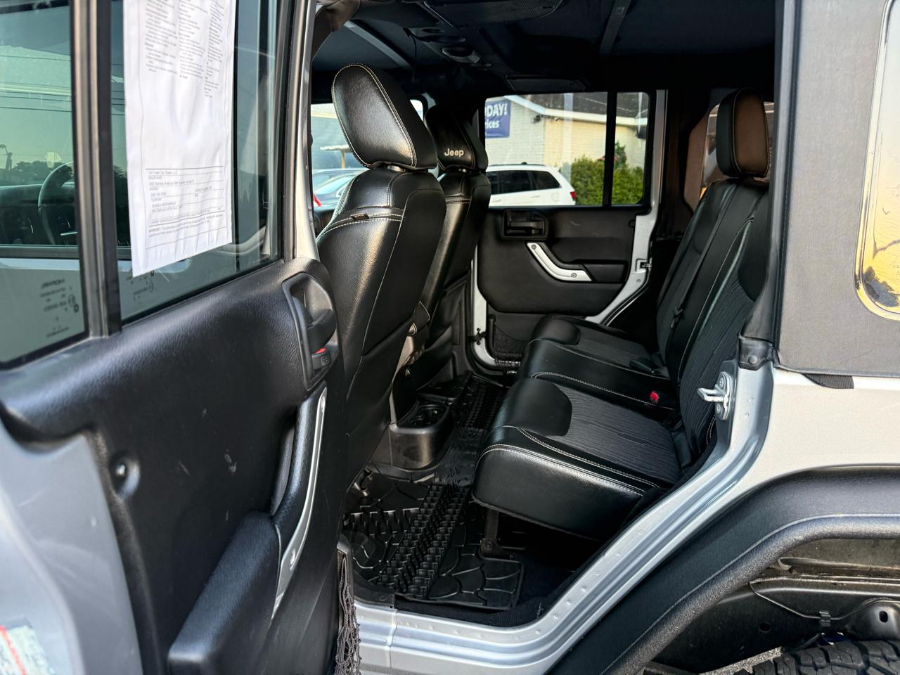 Jeep Wrangler Unlimited 4WD 4dr Freedom Edition *Ltd Avail* 2015