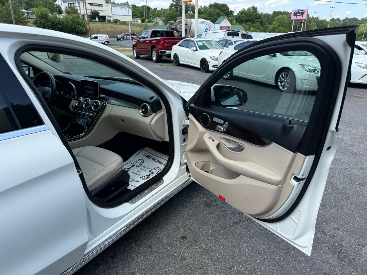 Mercedes-Benz C-Class 4dr Sdn C 300 4MATIC 2016
