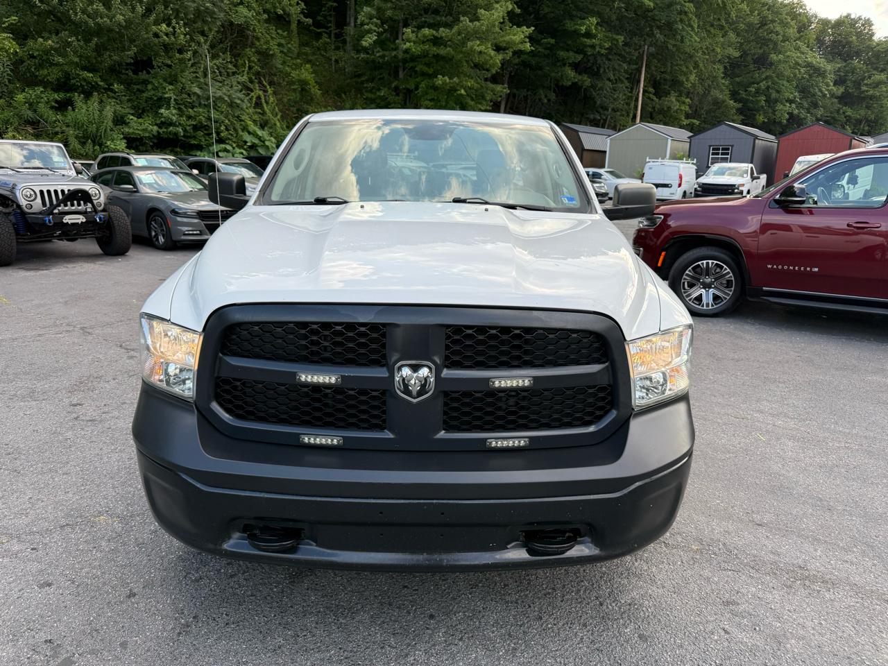 RAM 1500 Classic Tradesman 4x4 Quad Cab 6'4" Box 2019