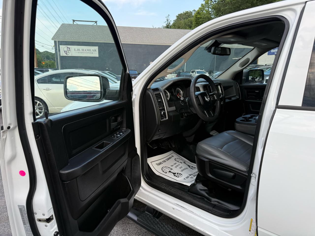 RAM 1500 Classic Tradesman 4x4 Quad Cab 6'4" Box 2019