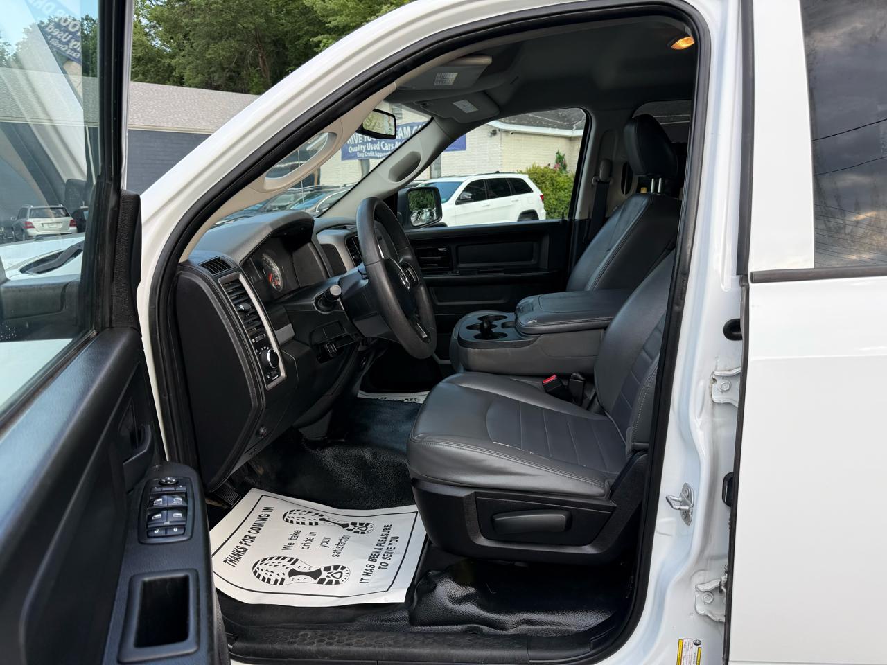 RAM 1500 Classic Tradesman 4x4 Quad Cab 6'4" Box 2019