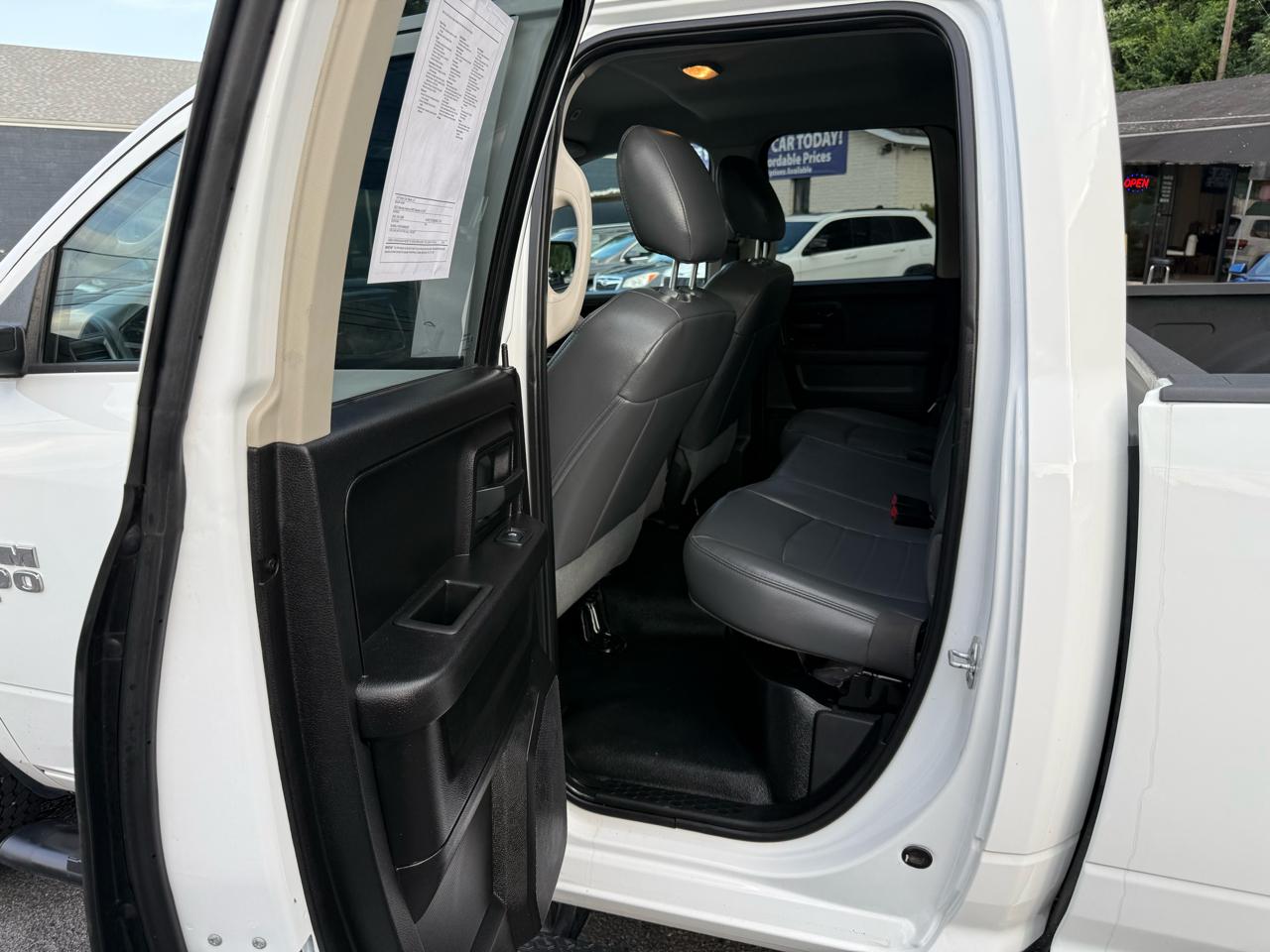 RAM 1500 Classic Tradesman 4x4 Quad Cab 6'4" Box 2019