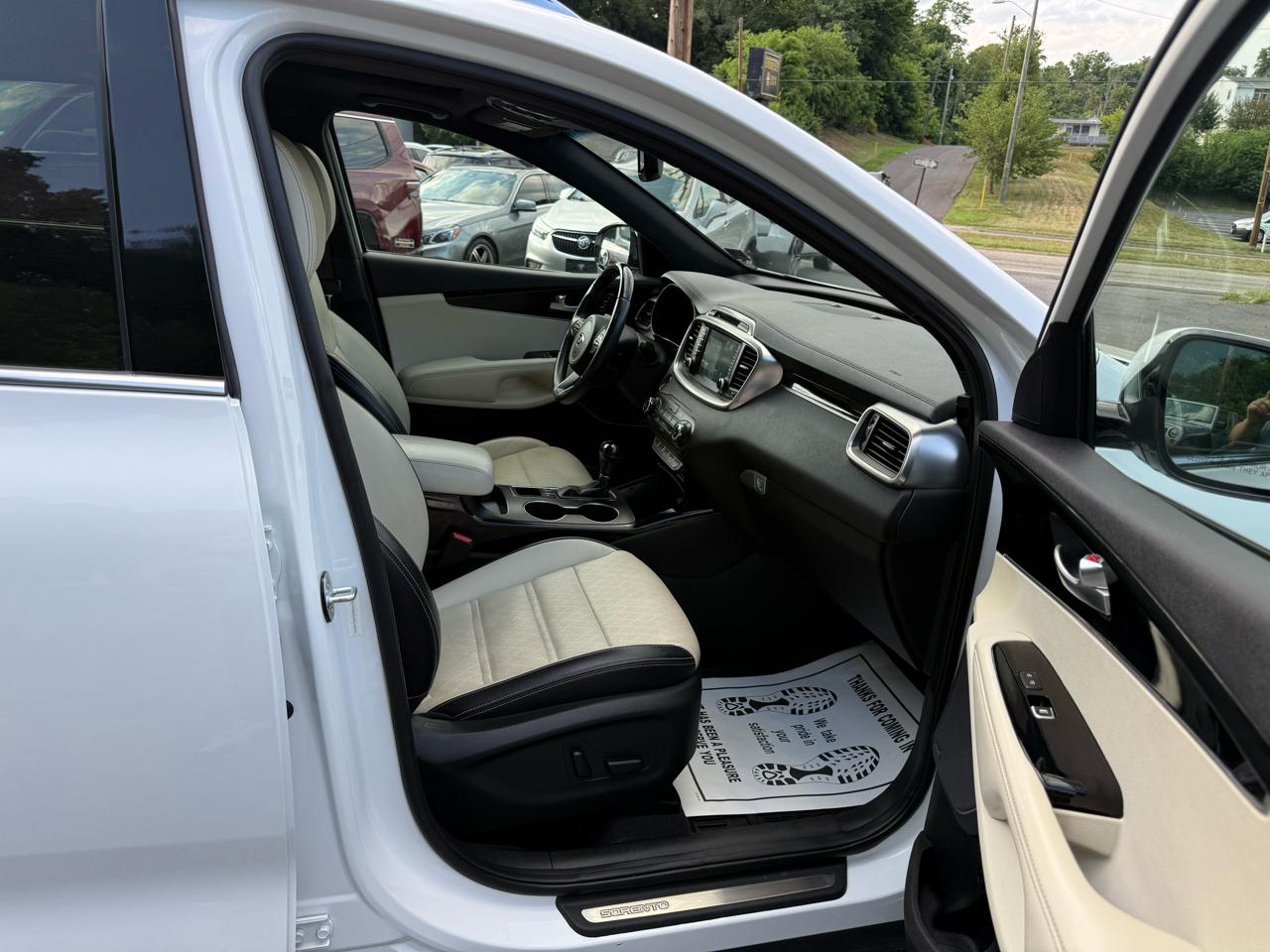 Kia Sorento AWD 4dr 3.3L SXL 2016