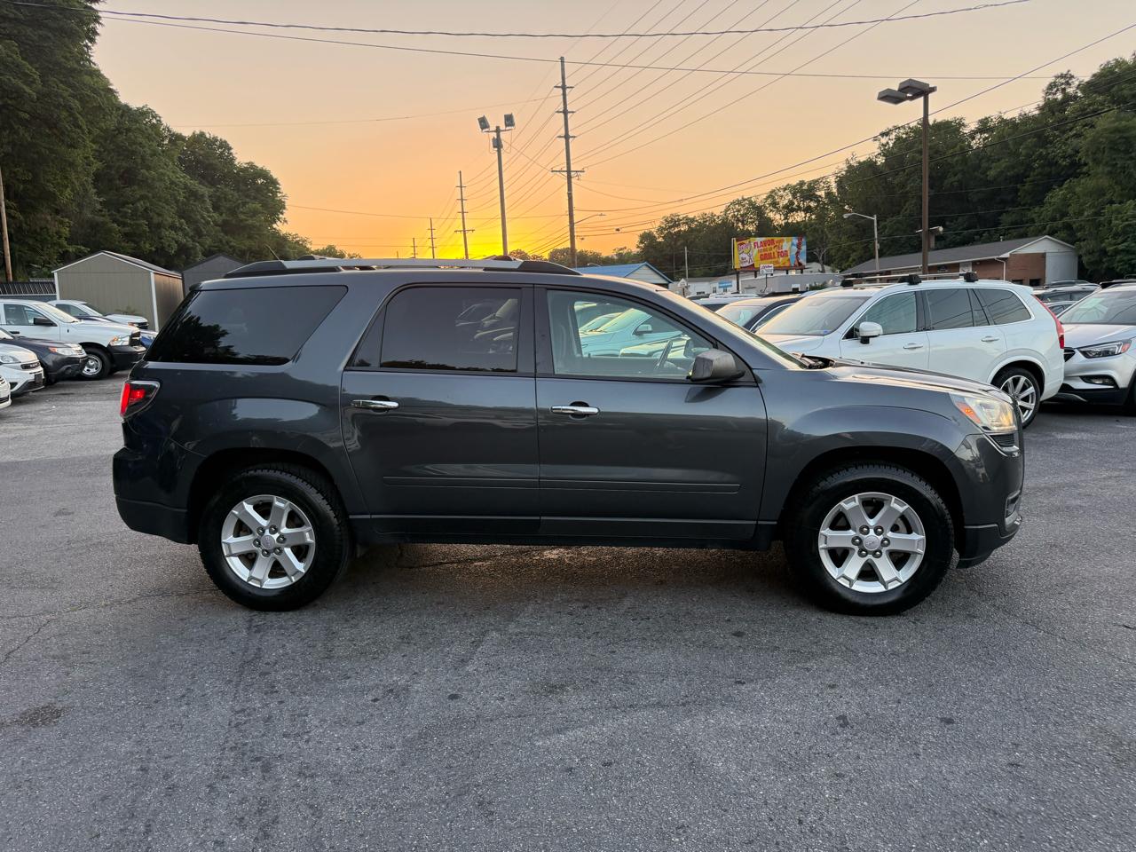 GMC Acadia FWD 4dr SLE2 2014