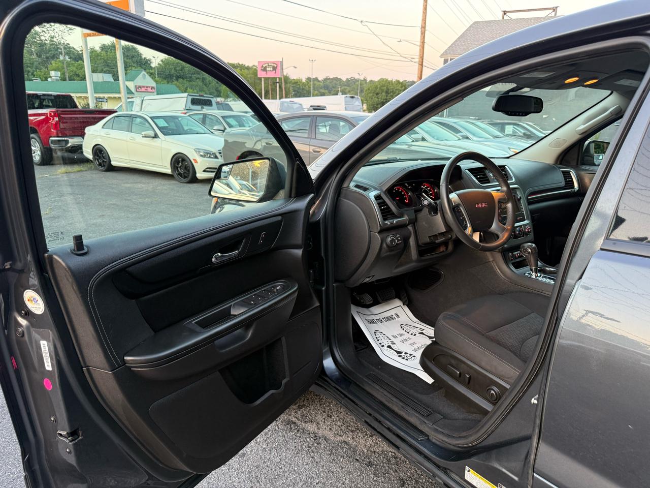 GMC Acadia FWD 4dr SLE2 2014