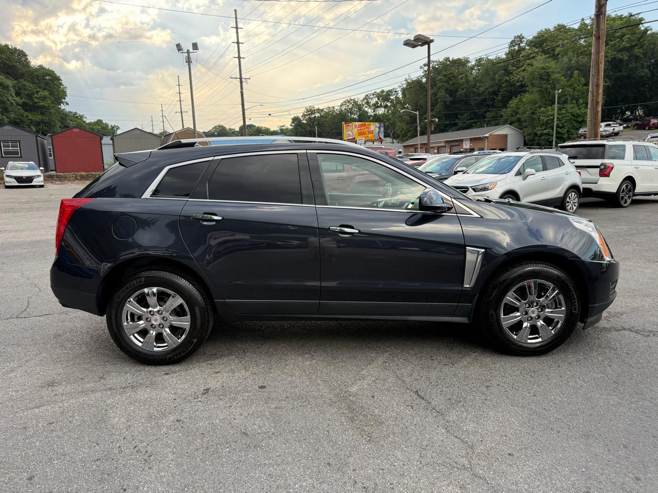 Cadillac SRX FWD 4dr Luxury Collection 2016