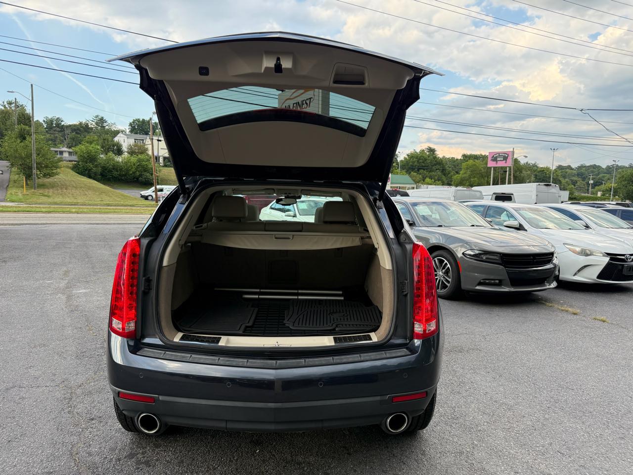 Cadillac SRX FWD 4dr Luxury Collection 2016