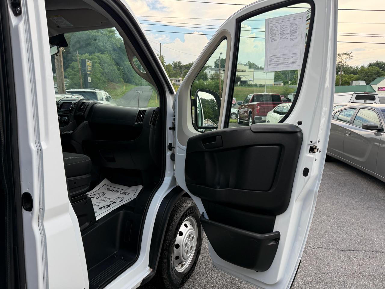 RAM ProMaster Cargo Van 1500 Low Roof 136" WB 2021