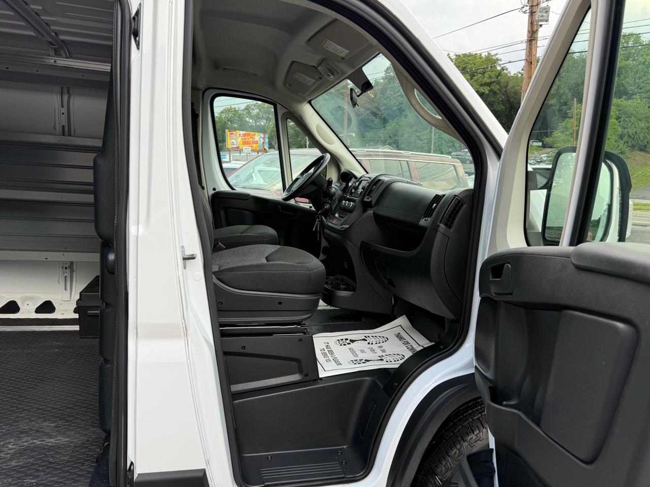 RAM ProMaster Cargo Van 1500 Low Roof 136" WB 2021