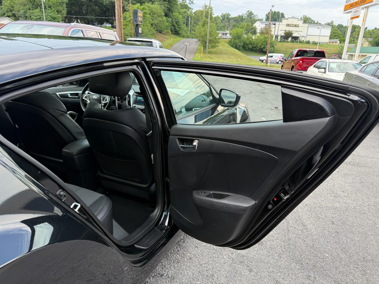 Hyundai Veloster 3dr Cpe Auto 2016