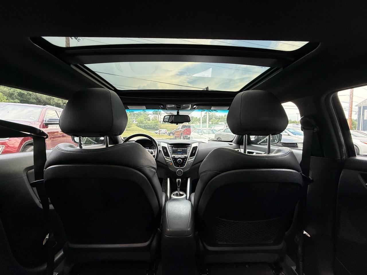 Hyundai Veloster 3dr Cpe Auto 2016
