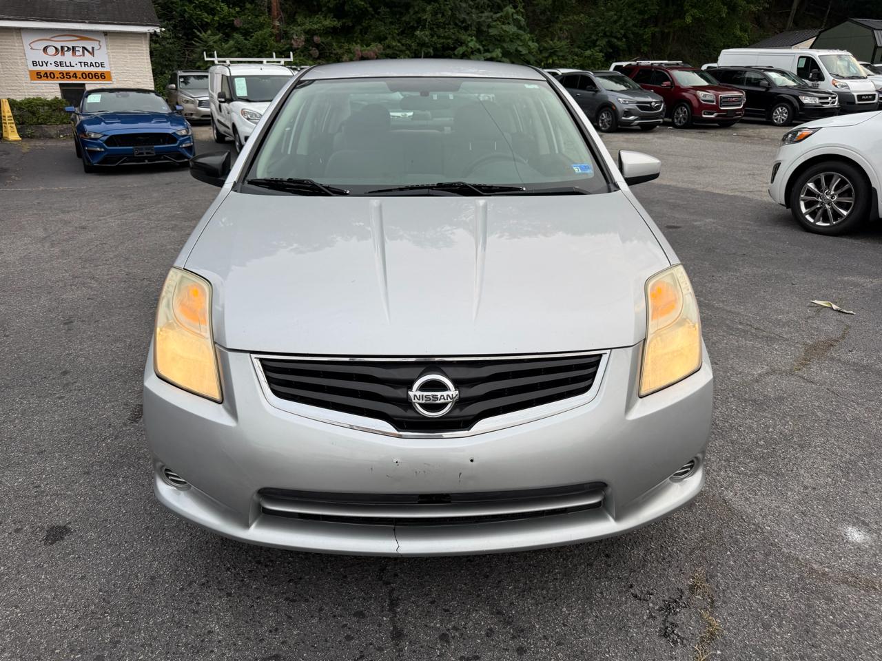 Nissan Sentra 4dr Sdn I4 CVT 2.0 S 2010
