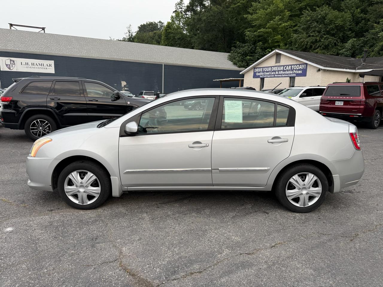 Nissan Sentra 4dr Sdn I4 CVT 2.0 S 2010