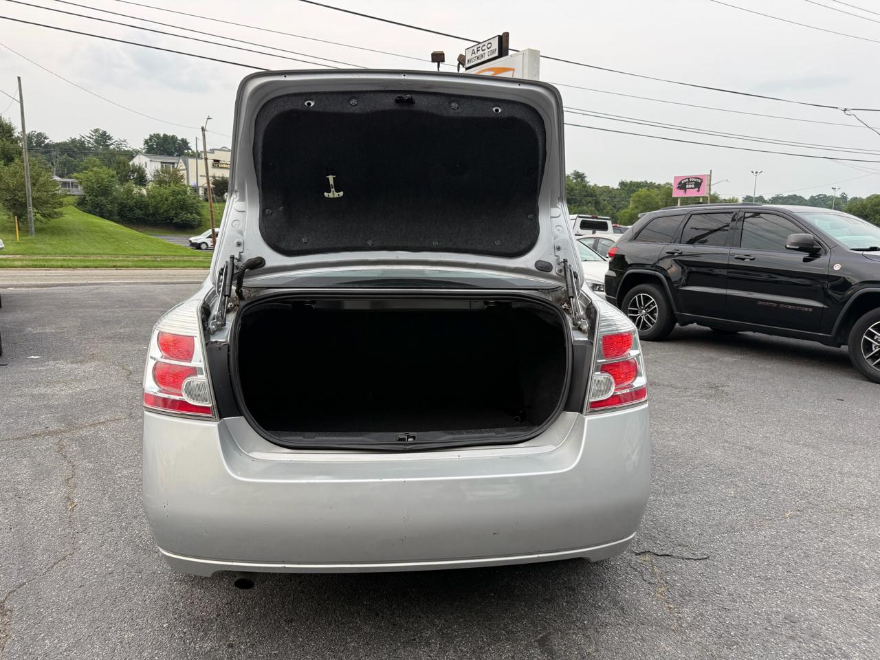 Nissan Sentra 4dr Sdn I4 CVT 2.0 S 2010