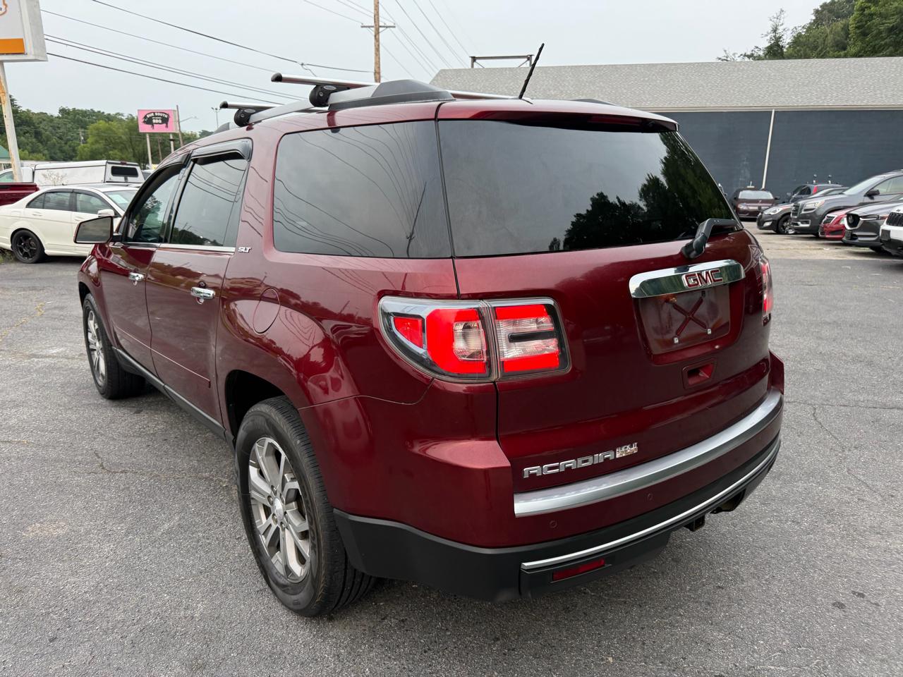 GMC Acadia FWD 4dr SLT w/SLT-1 2015