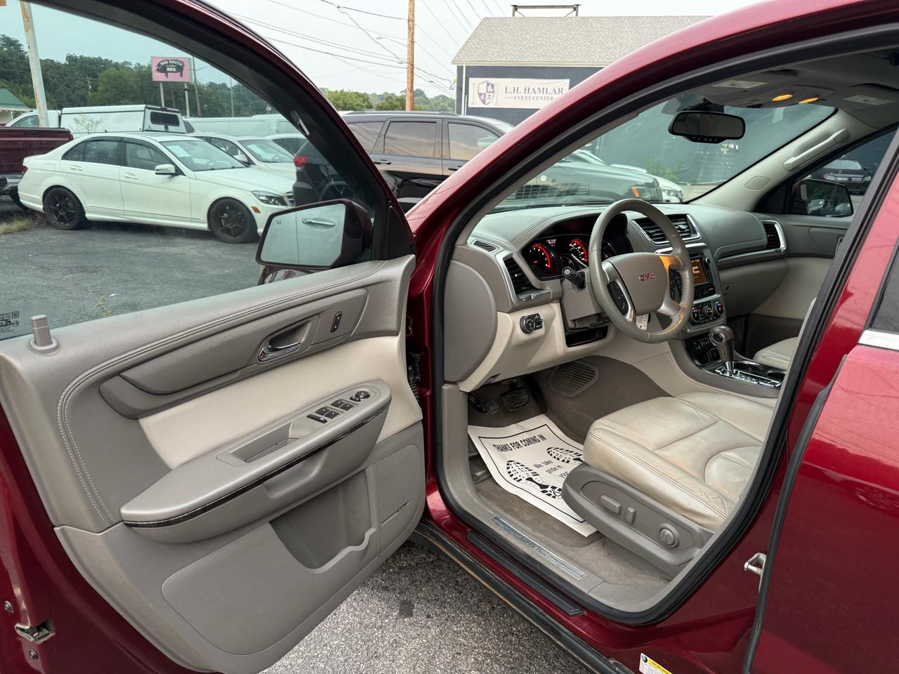 GMC Acadia FWD 4dr SLT w/SLT-1 2015