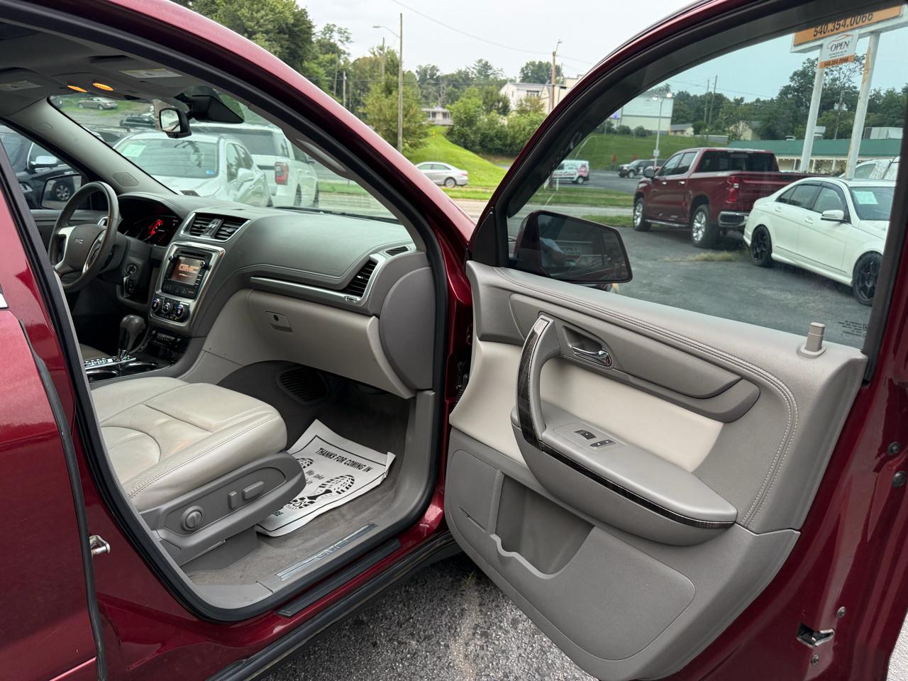 GMC Acadia FWD 4dr SLT w/SLT-1 2015