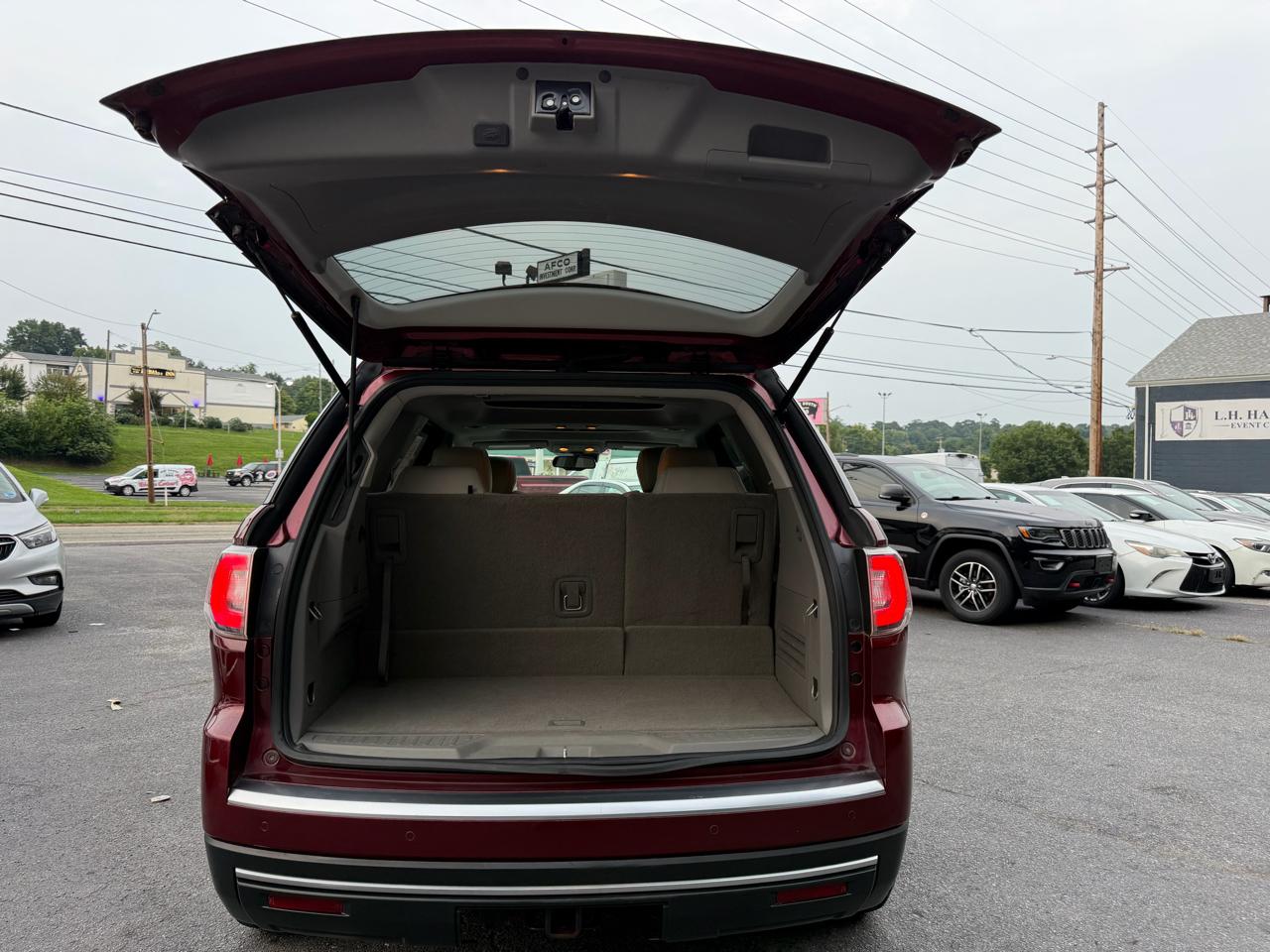 GMC Acadia FWD 4dr SLT w/SLT-1 2015