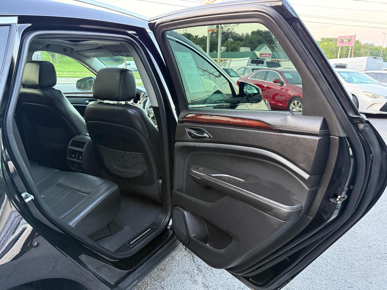 Cadillac SRX AWD 4dr Luxury Collection 2012