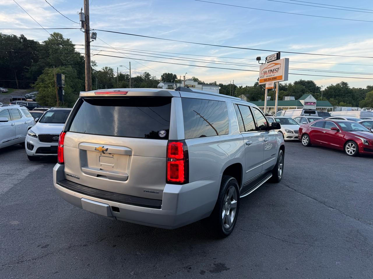 Chevrolet Suburban 2WD 4dr 1500 Premier 2018