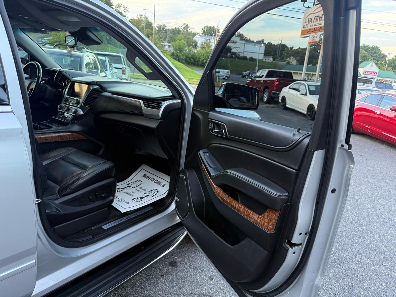 Chevrolet Suburban 2WD 4dr 1500 Premier 2018