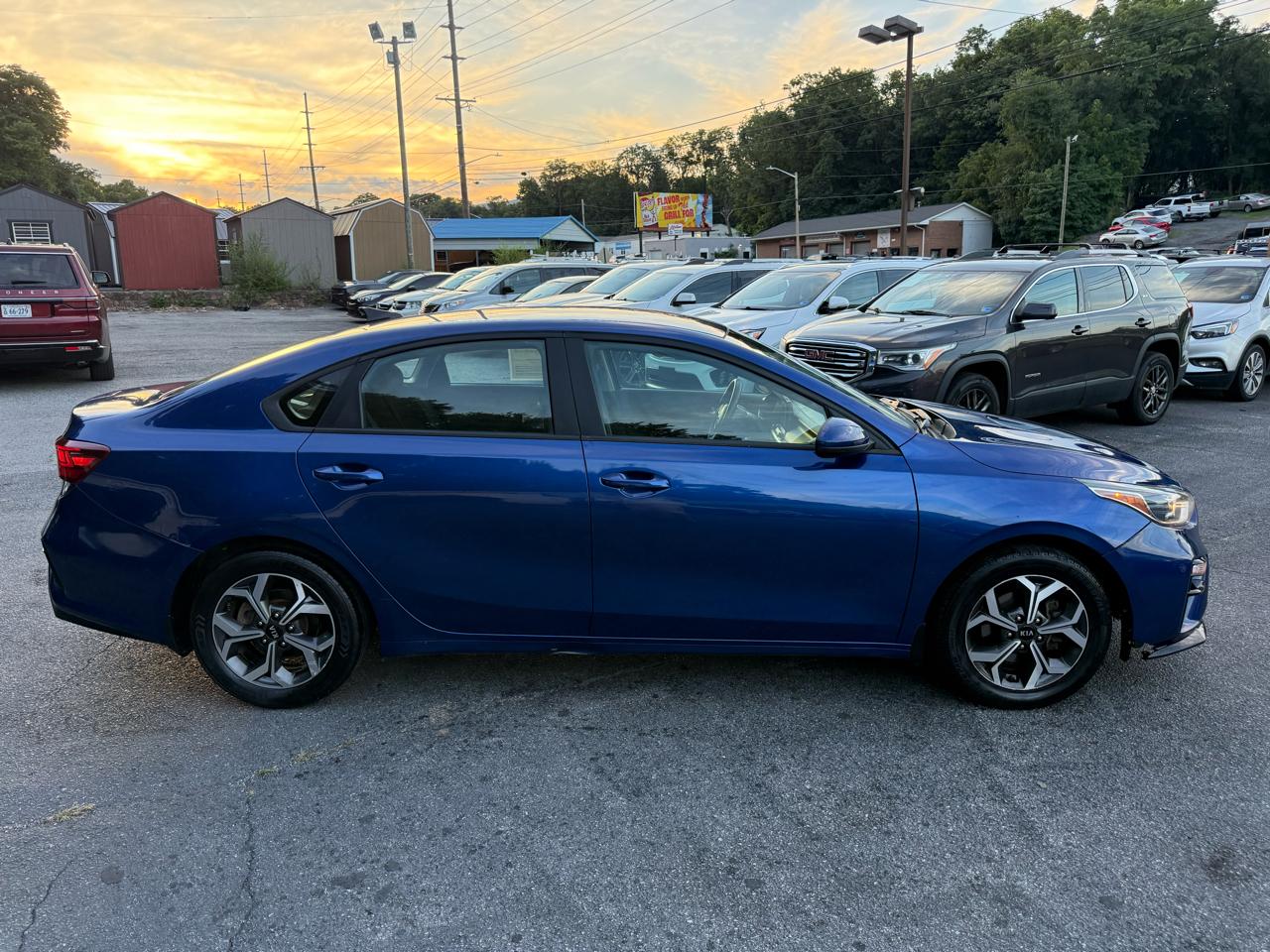 Kia Forte LXS IVT 2020