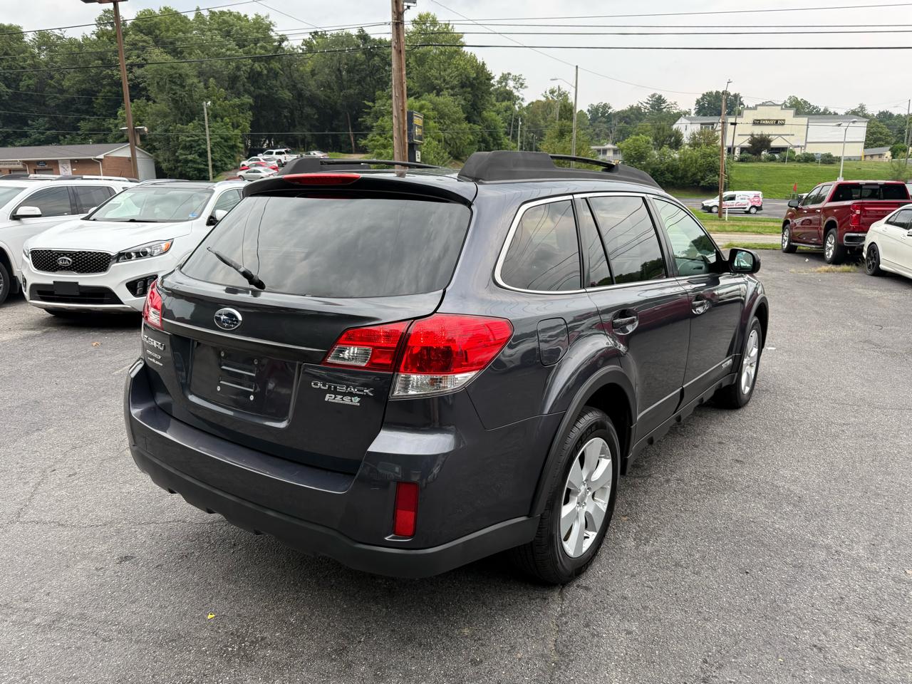 Subaru Outback 4dr Wgn H4 Auto 2.5i Premium All-Weather 2010