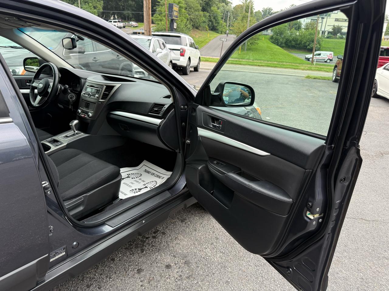 Subaru Outback 4dr Wgn H4 Auto 2.5i Premium All-Weather 2010