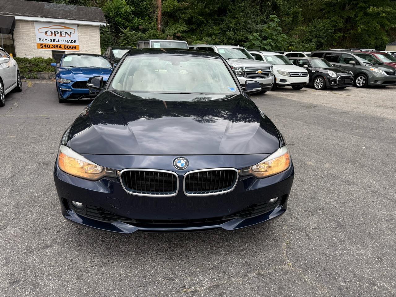 BMW 3 Series 4dr Sdn 328i xDrive AWD SULEV South Africa 2015
