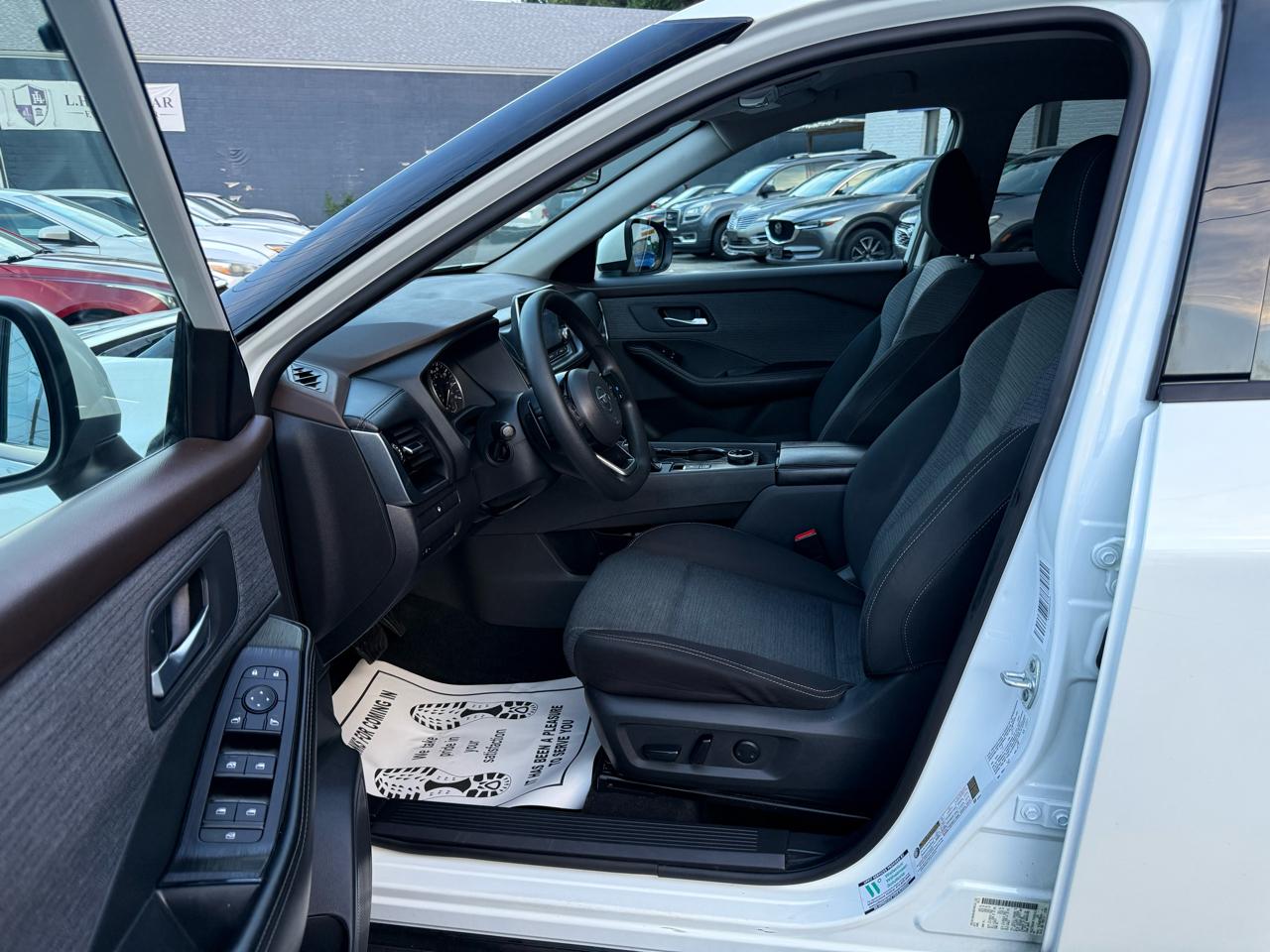 Nissan Rogue AWD SV 2021