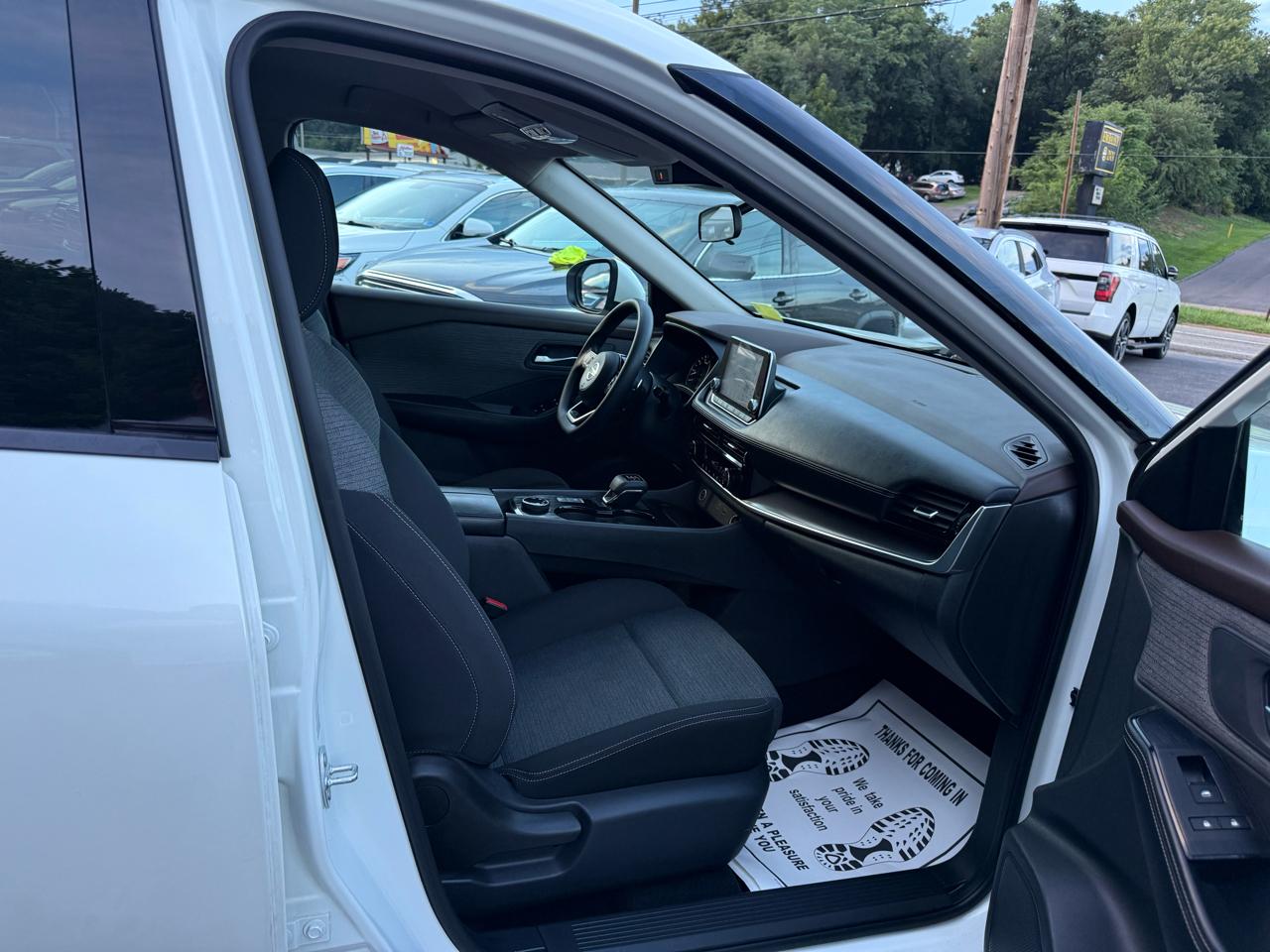 Nissan Rogue AWD SV 2021