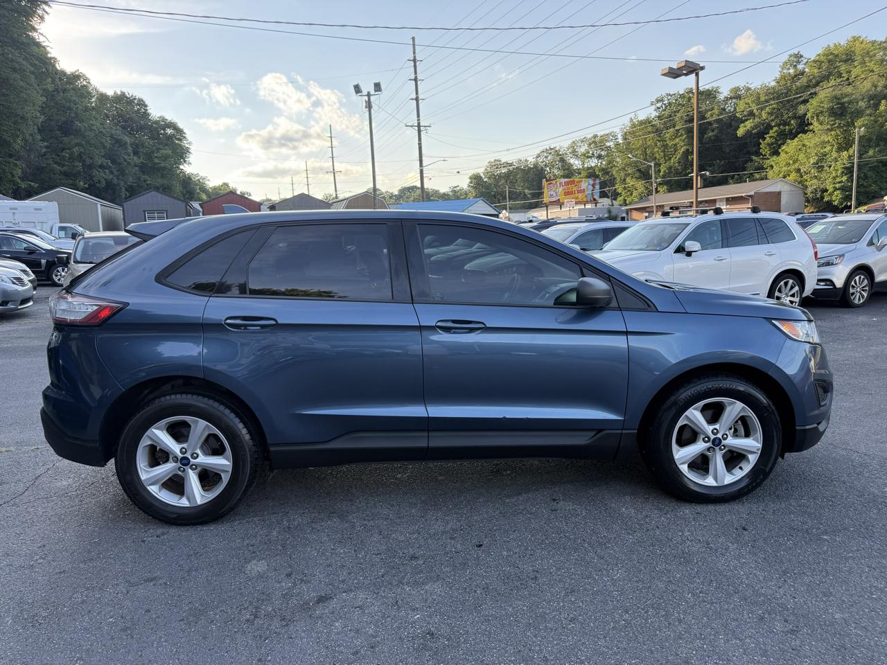 Ford Edge SE FWD 2018