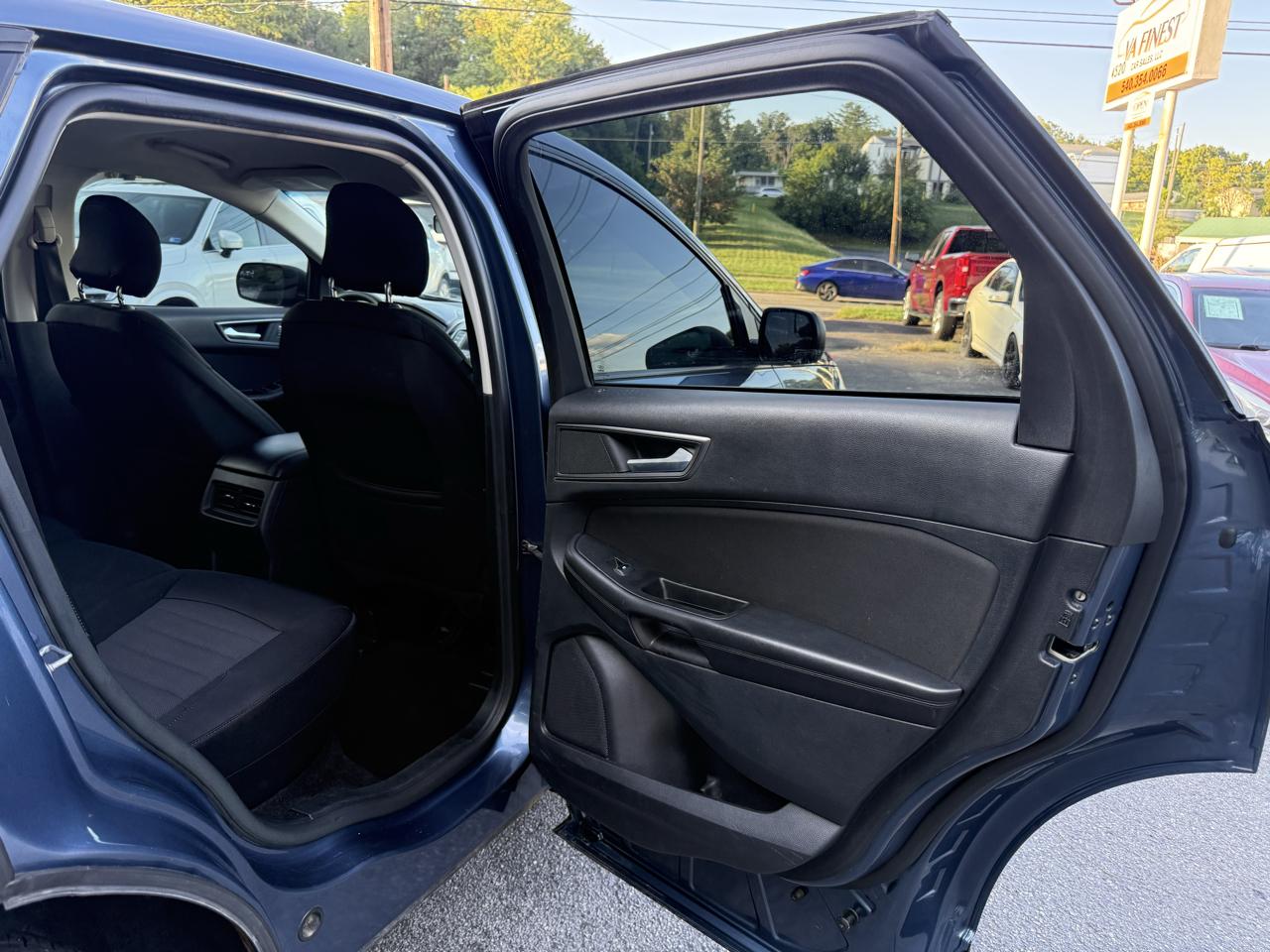 Ford Edge SE FWD 2018