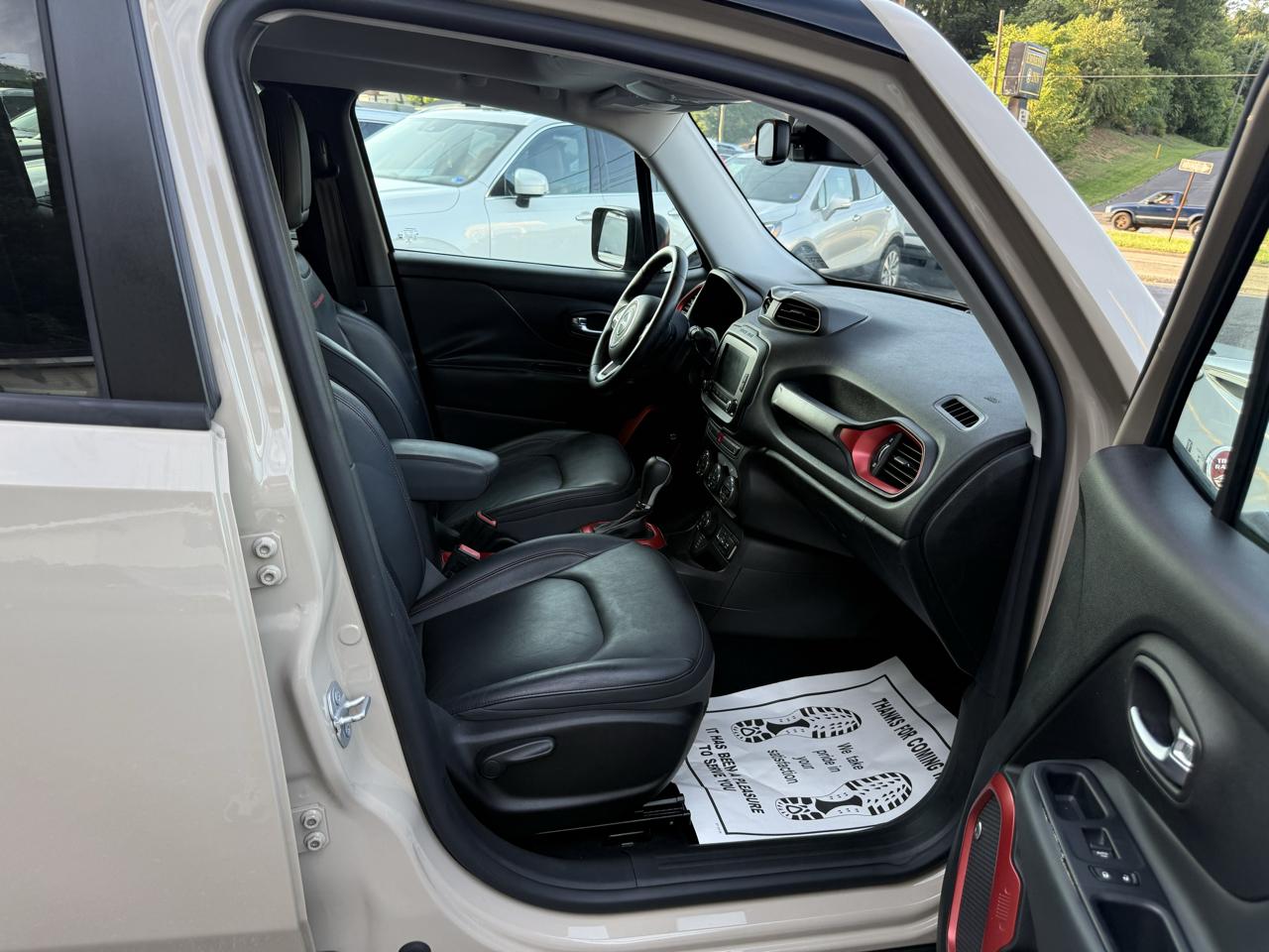 Jeep Renegade 4WD 4dr Trailhawk 2016