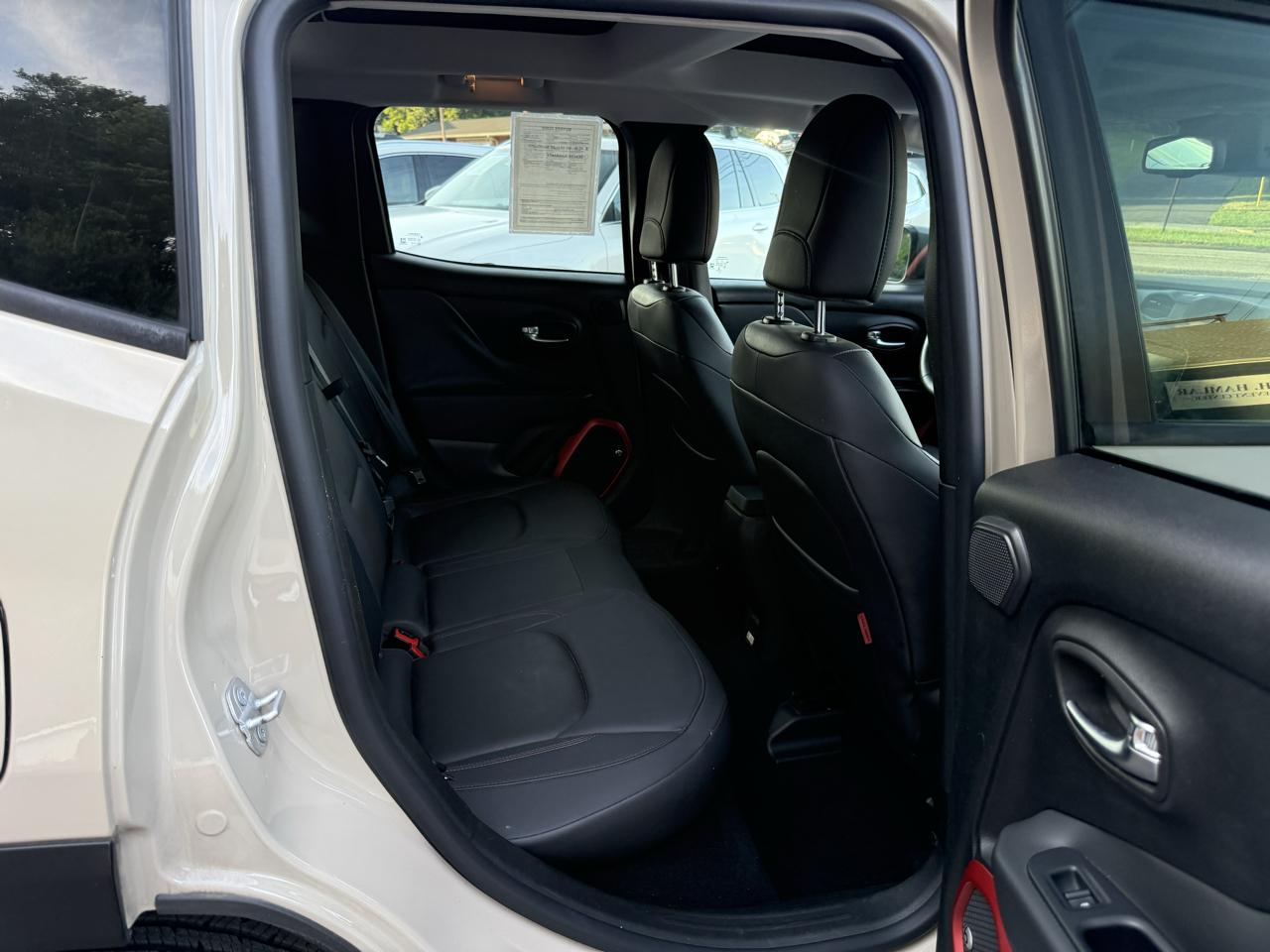 Jeep Renegade 4WD 4dr Trailhawk 2016