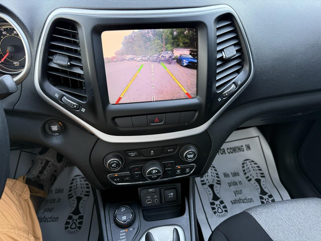 Jeep Cherokee 4WD 4dr Latitude 2014