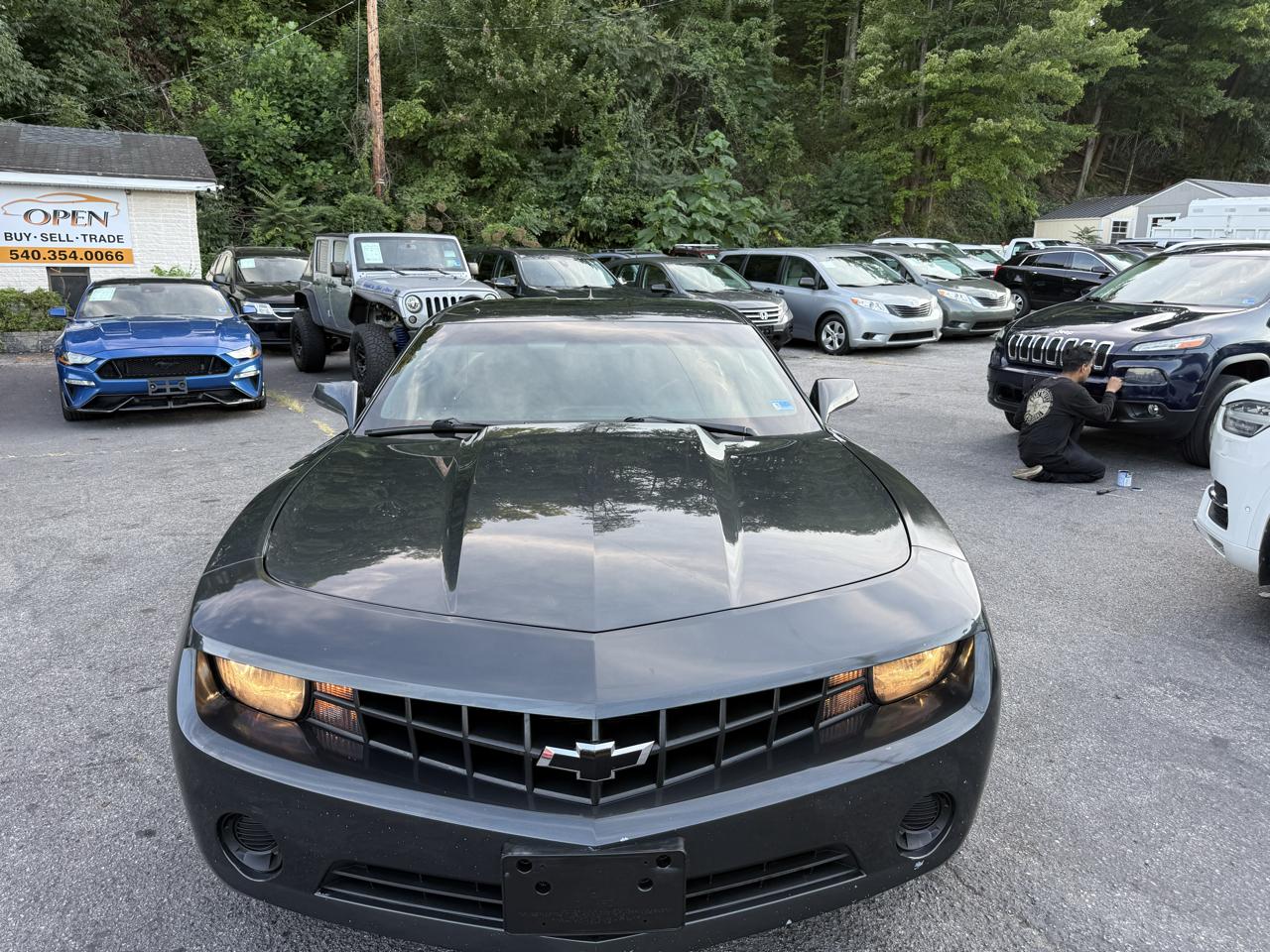 Chevrolet Camaro 2dr Cpe LS w/2LS 2013