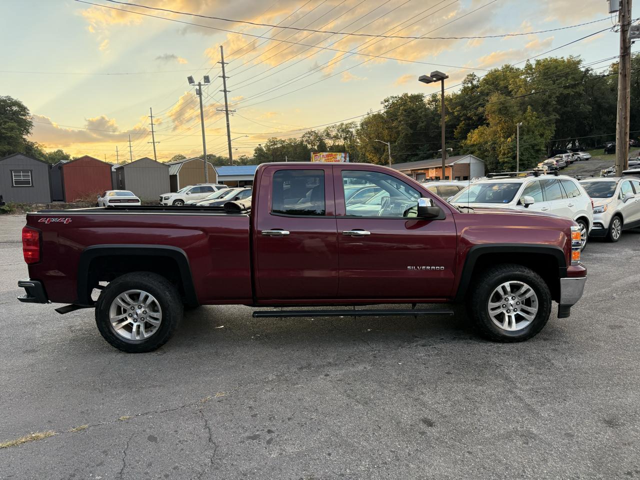 Chevrolet Silverado 1500 4WD Double Cab 143.5" LT w/1LT 2014